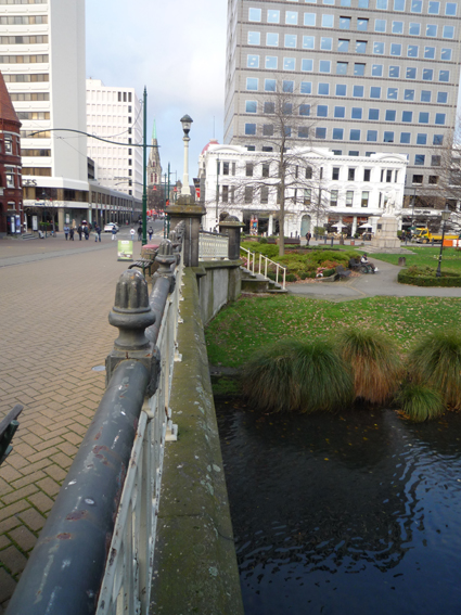 Ｐ９８-０９８Ｆ