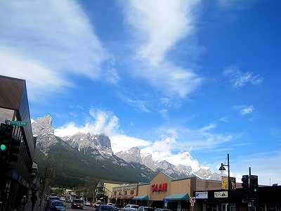 キャンモアの空
