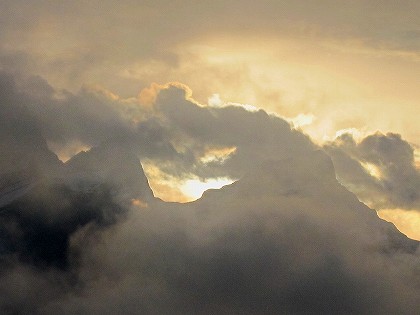 キャンモアの夕暮れ