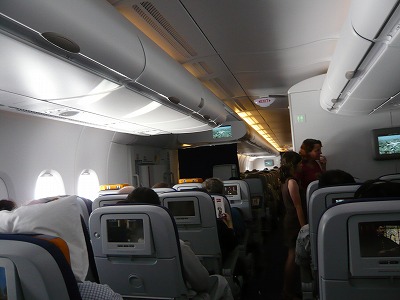 機内はこんな感じ