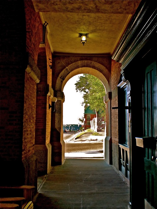 シャトーの小径