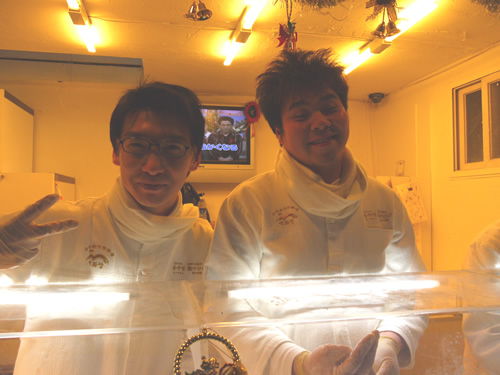 愛想のよい飴屋のお兄ちゃん