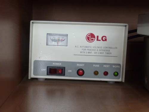 電圧コントローラー　３