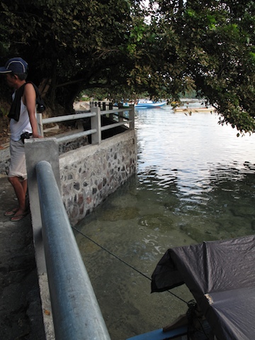 ブナケン国立海洋公園リアンビーチ