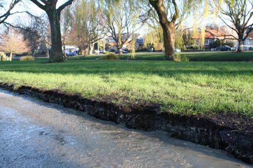 Ｐ１０２-０２１Ｆ