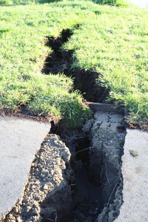 Ｐ１０２-０２５Ｆ