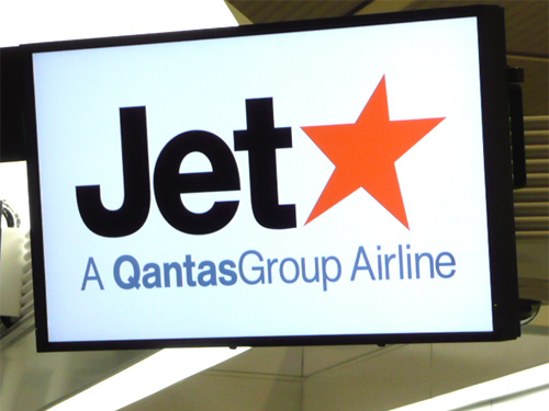 チェックインカウンターモニター1