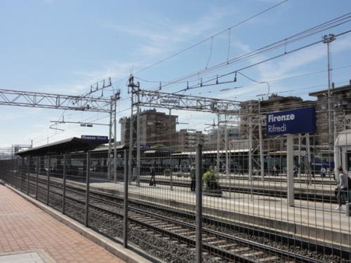 フィレンツェ、リフレディ駅