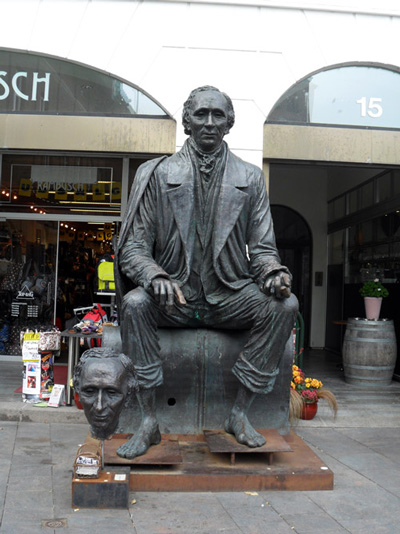 アンデルセン像