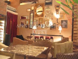 カフェバー「ラ・フネ・ソレ」、再オープン