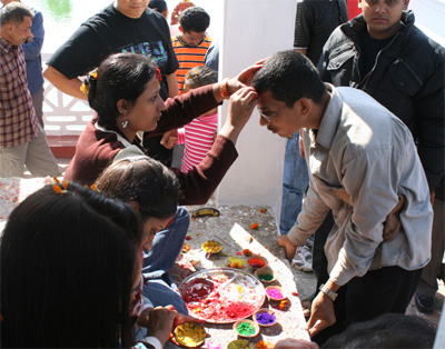 もっとも大切な儀式「ティカ」