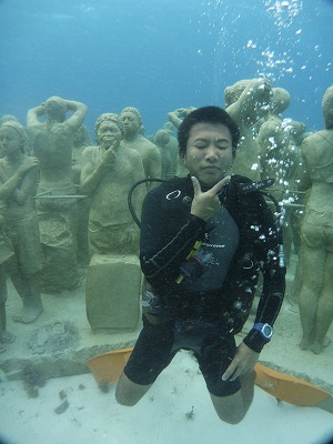 水中美術館にて。