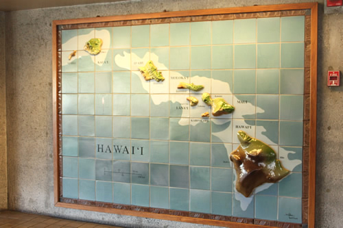 タイル使いがかわいい立体ハワイ諸島マップ