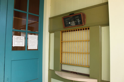 チケット売り場もクラシック