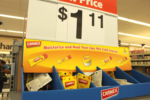 CARMEXのリップが安い!