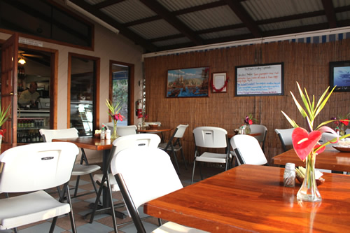 決しておしゃれな内装とは言えませんが