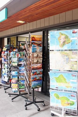 地図やカレンダー、絵はがき