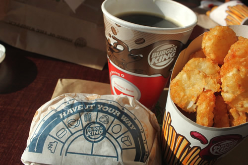 朝食セットメニュー税込8ドル84セント