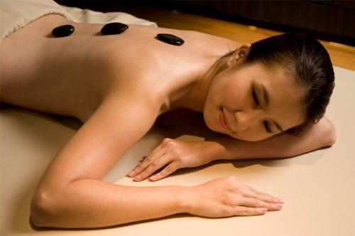 ホットストーンマッサージ