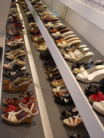 ショッピング：クアラ１６