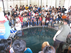 浮遊する尼さん