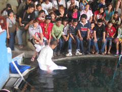 浮遊する尼さん