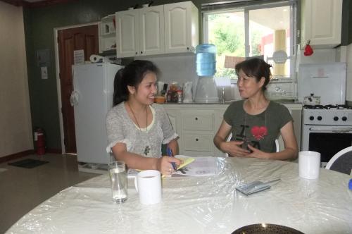 １日６時間の英語レッスンをこなす