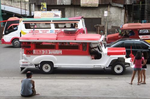 本来のジープ改造型ジプニー