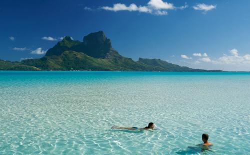 タヒチ水泳