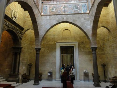 風の部屋アーチ部分