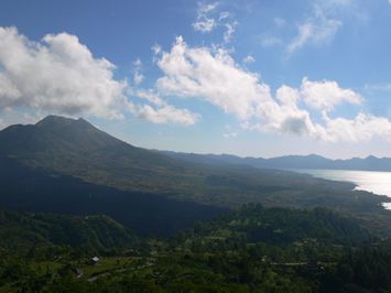 地震に負けるな日本！バリ島パワースポット