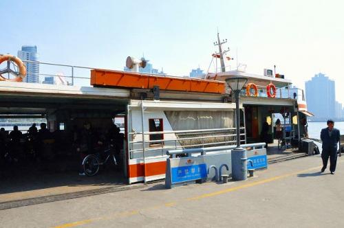 黄浦江フェリー４