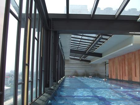 晶英酒店プール