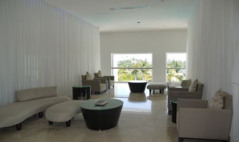 ルブラン ロビー