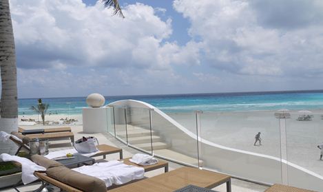 ルブラン プール