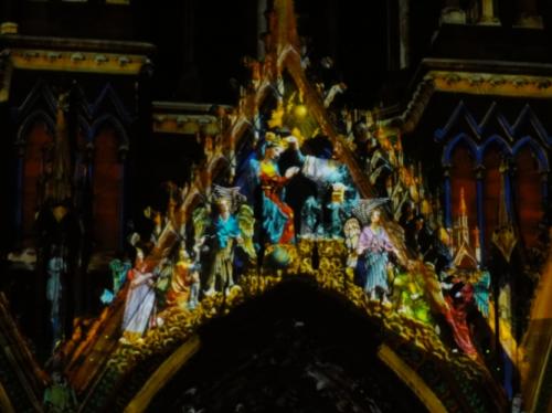 聖母戴冠カラー