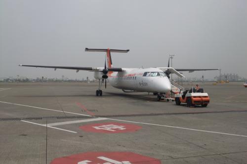 高雄-馬公を飛ぶ立榮航空のプロペラ機