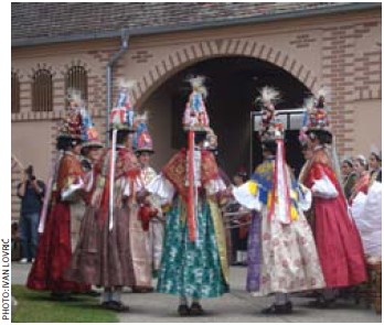 女王の行列祭り