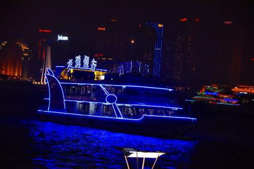 黄浦江ナイトクルーズ船７