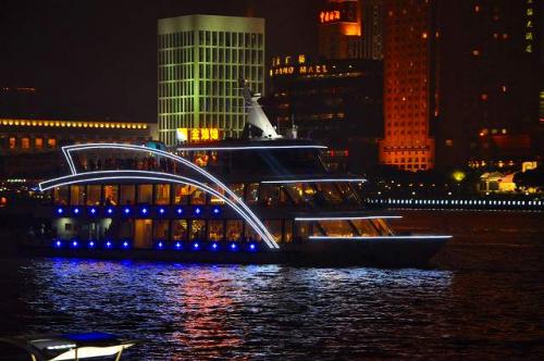 黄浦江ナイトクルーズ船8
