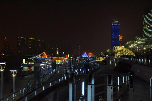 黄浦江ナイトクルーズ船11