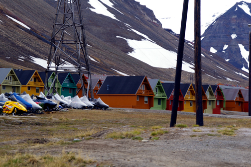 カラフルでかわいらしい家並み