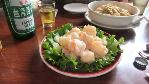 料理は美味しい