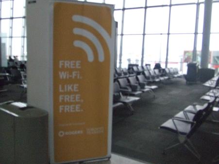 トロント空港WIFI