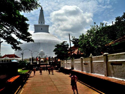 ?アヌラーダプラ