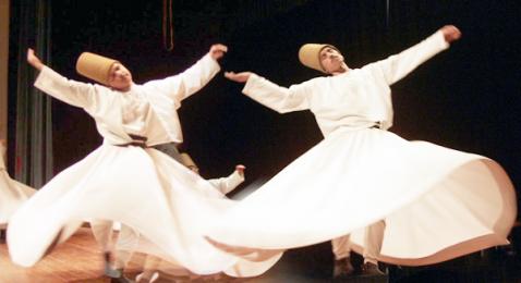トルコ カッパドキア カッパドキアでセマー舞踊鑑賞 ｍｔｉツーリズムさんの旅行ブログ トラベルコ