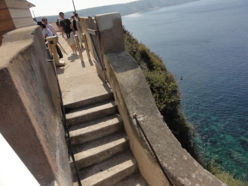 アラゴン階段入り口