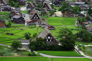 海外からの団体ツアーも