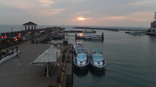 漁人碼頭から見る夕日