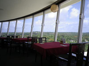 360°リボルビングレストラン2